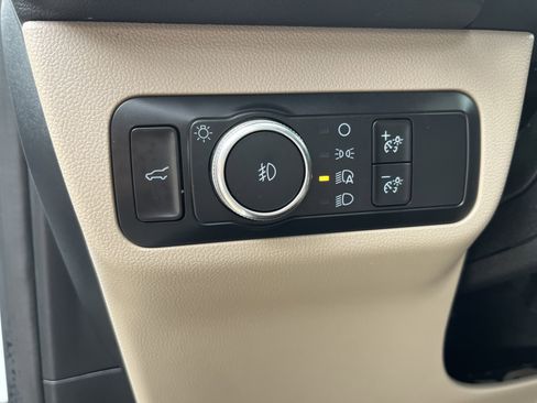 Used 2020 Ford Escape SEL image 27