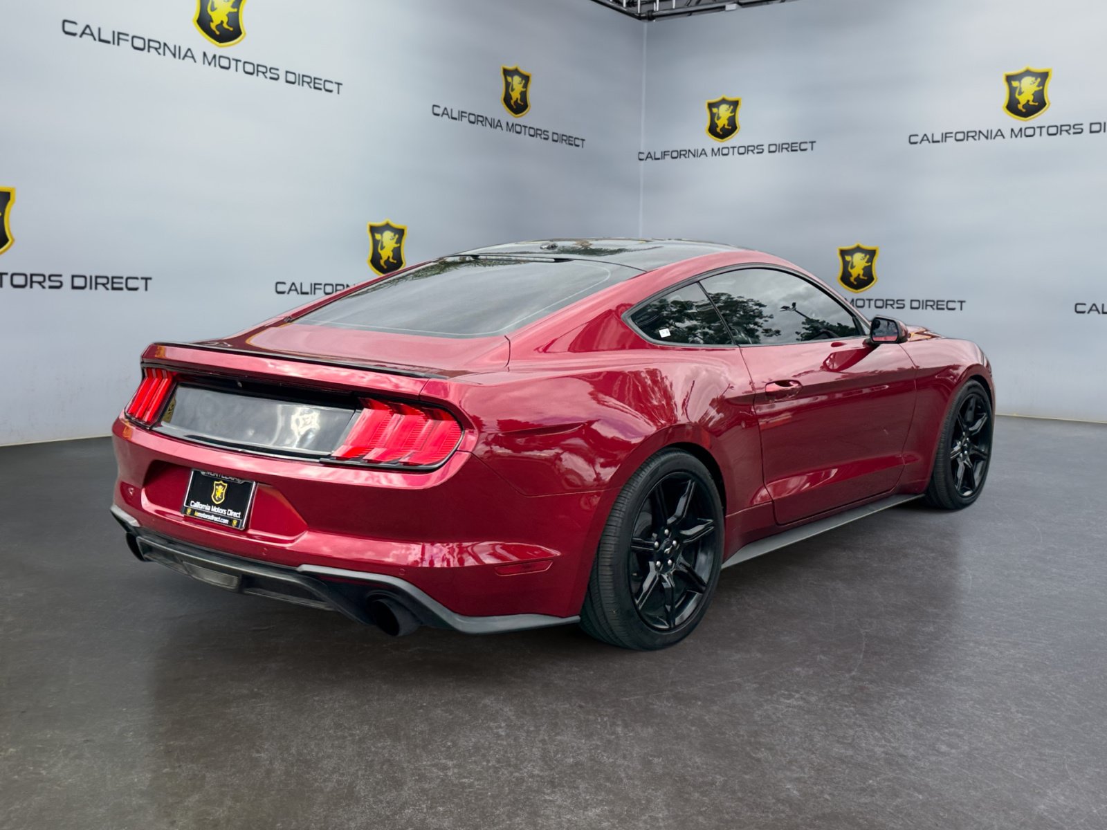 Used 2019 Ford Mustang Coupe w/ Equipment Group 101A RWD image 5