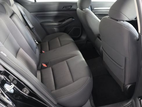 Used 2023 Nissan Altima 2.5 SV FWD image 21
