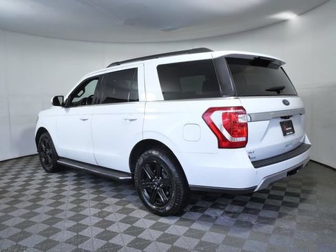 Used 2021 Ford Expedition XLT AWD/4WD image 4