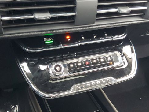 New 2026 Lincoln Corsair Premiere image 22