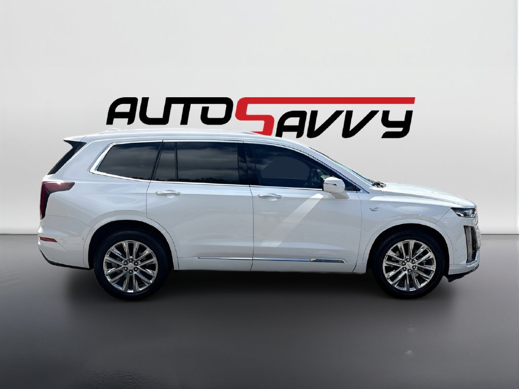 Used 2025 Cadillac XT6 Premium Luxury w/ Technology Package FWD image 8