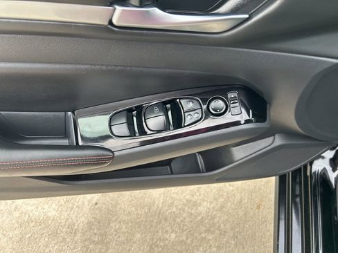 Used 2024 Nissan Altima 2.5 SR image 31