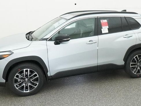 New 2026 Toyota Corolla Cross XLE image 2