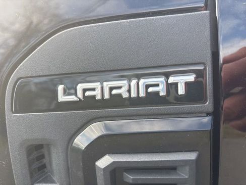 Used 2023 Ford F350 Lariat w/ Lariat Ultimate Package image 5