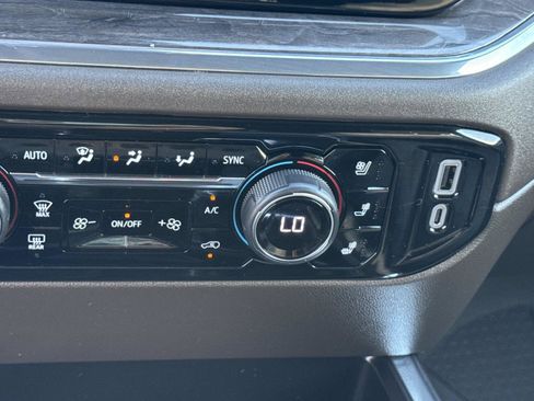 Used 2024 Chevrolet Silverado 1500 LTZ w/ Technology Package AWD/4WD image 26