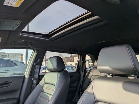 Used 2025 Honda CR-V Sport-L image 16