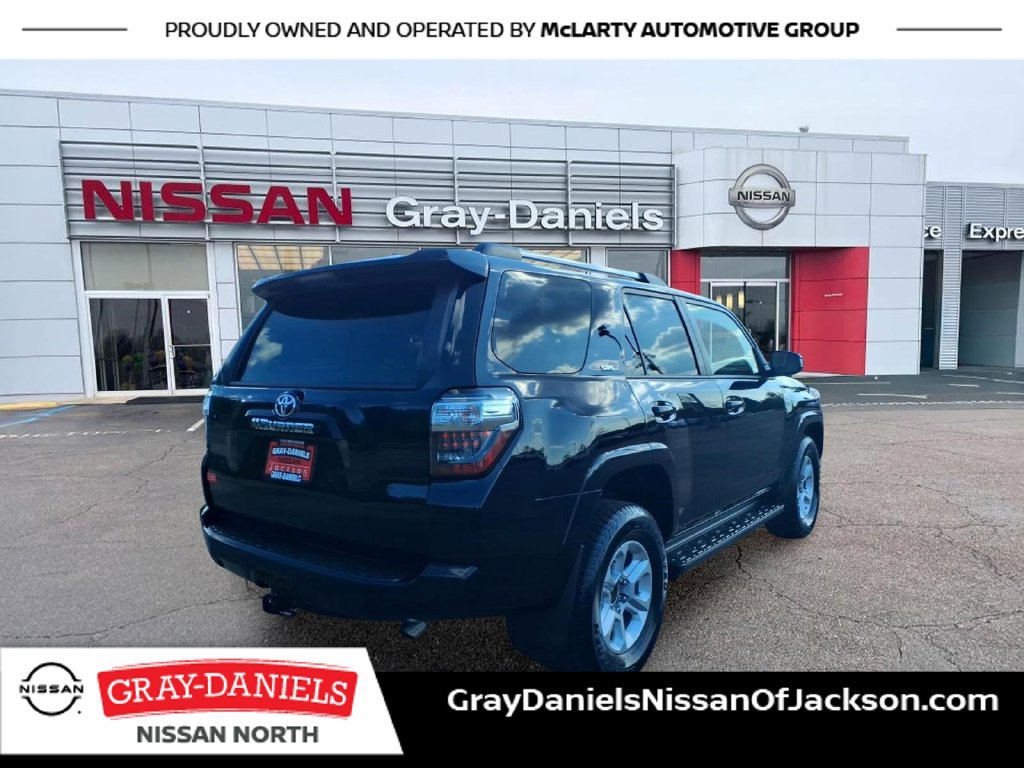 Used 2023 Toyota 4Runner SR5 AWD/4WD image 7