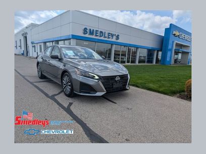 Used 2024 Nissan Altima 2.5 SV