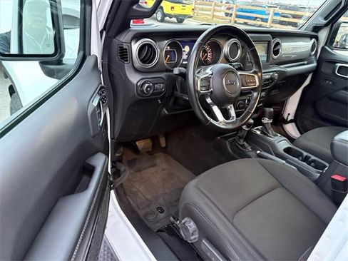 Used 2021 Jeep Wrangler Unlimited Sahara w/ Cold Weather Group image 7