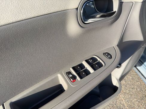 Used 2009 Chevrolet Malibu LT w/ HFV6 Engine Package image 38
