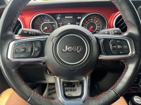 Used 2018 Jeep Wrangler Unlimited Rubicon image 19