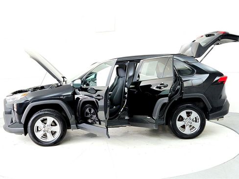 Certified 2025 Toyota RAV4 XLE image 10