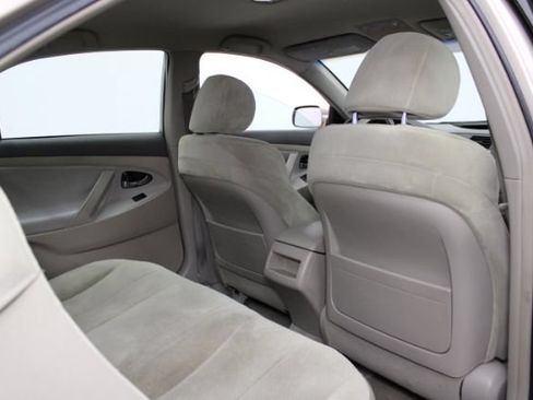Used 2007 Toyota Camry LE FWD image 20