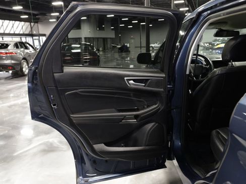 Used 2019 Ford Edge Titanium w/ Cargo Accessory Package AWD/4WD image 17