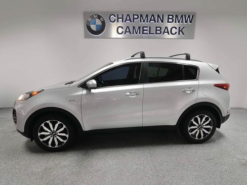 Used 2017 Kia Sportage EX w/ Paint Protection Package AWD/4WD image 3