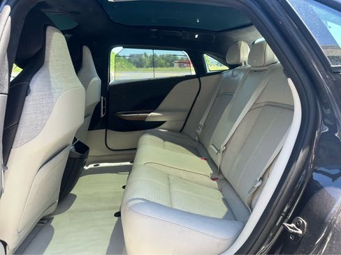 Used 2025 Lucid Air Grand Touring AWD/4WD image 12