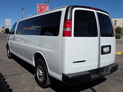 Used 2025 Chevrolet Express 3500 LS image 3