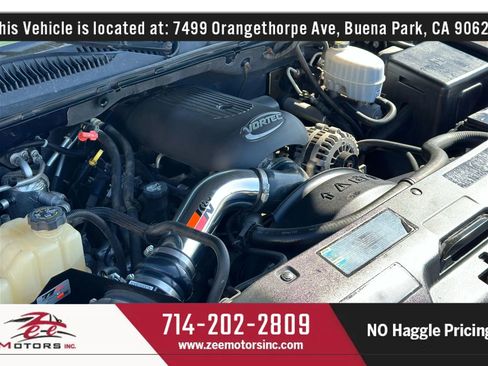 Used 2004 Chevrolet Suburban LT w/ Preferred Equipment Group image 51