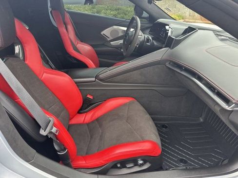 Used 2021 Chevrolet Corvette Stingray Premium Conv w/ Z51 Performance Package image 15