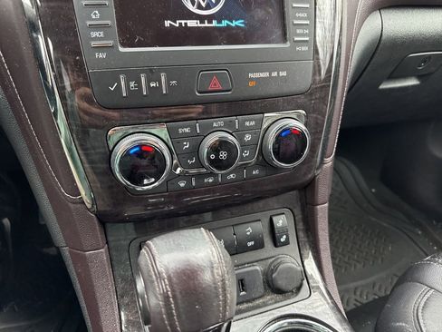 Used 2015 Buick Enclave Leather image 28