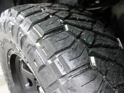 Used 2021 Toyota Tacoma TRD Sport image 9