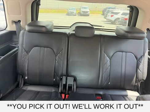 Used 2020 Ford Expedition Platinum AWD/4WD image 9
