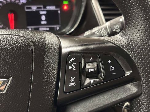 Used 2018 Chevrolet Trax LS FWD image 27