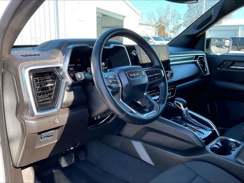 Certified 2024 GMC Canyon Elevation w/ Trailering Package image 16