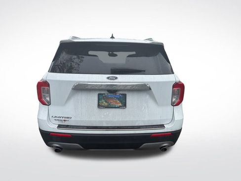 Used 2022 Ford Explorer Limited w/ Equipment Group 301A image 7