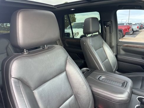 Used 2021 Chevrolet Tahoe Z71 w/ Z71 Signature Package image 36