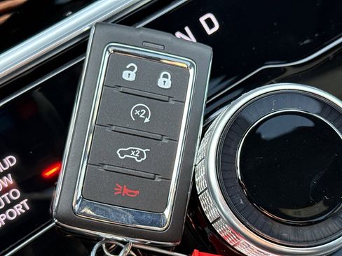 New 2026 Jeep Grand Cherokee Limited Reserve AWD/4WD image 36