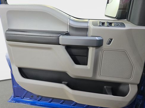 Used 2018 Ford F150 XLT w/ Equipment Group 302A Luxury AWD/4WD image 24
