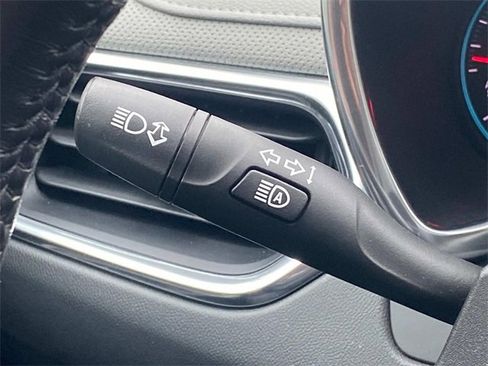 Used 2019 Chevrolet Equinox Premier image 23