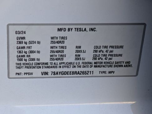 Used 2024 Tesla Model Y Long Range image 25