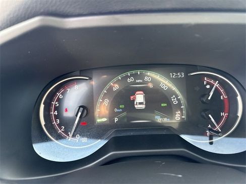 Used 2024 Toyota RAV4 XLE Premium image 15