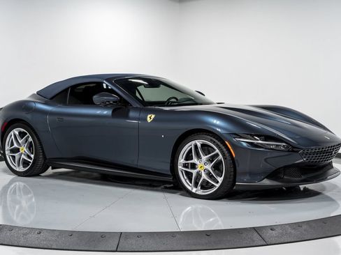 Used 2024 Ferrari Roma Spider RWD image 35