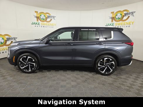 Used 2024 Mitsubishi Outlander SEL AWD/4WD image 4