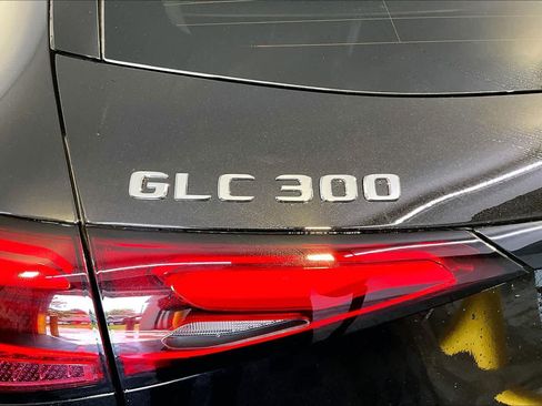 New 2026 Mercedes-Benz GLC 300 4MATIC image 6