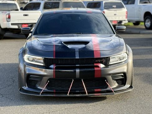 Used 2020 Dodge Charger SRT Hellcat w/ Harman/Kardon Audio Group image 2