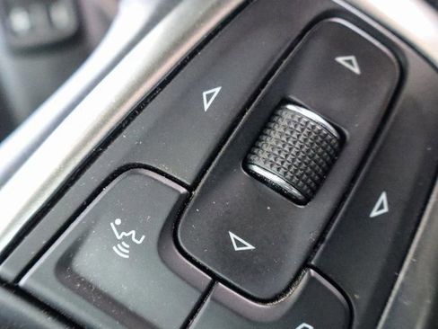 Used 2020 Chevrolet Silverado 1500 LT Trail Boss image 24