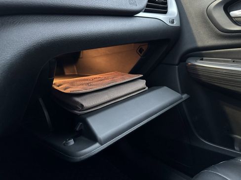 Used 2016 Jeep Cherokee Trailhawk w/ Leather Interior Group image 24