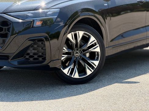 New 2026 Audi Q8 Premium Plus AWD/4WD image 2