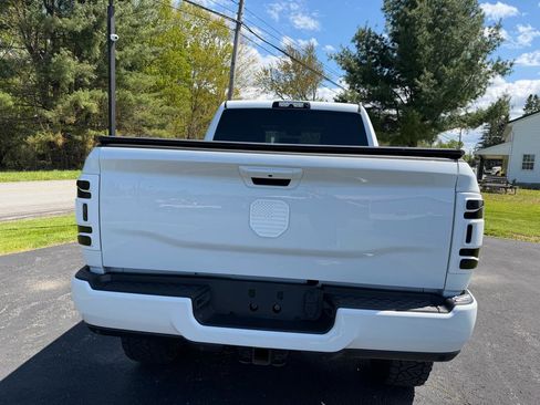 Used 2020 RAM 2500 Big Horn w/ Night Edition AWD/4WD image 6