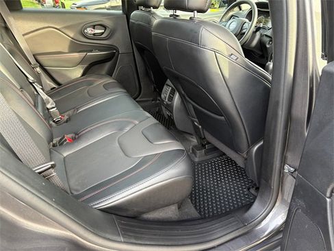 Used 2022 Jeep Cherokee Trailhawk w/ Sun, Sound & Nav Group image 20