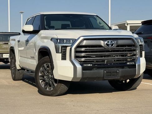Used 2024 Toyota Tundra Limited AWD/4WD image 2