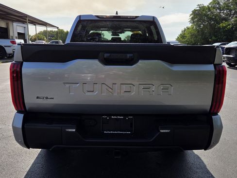 Used 2024 Toyota Tundra SR5 w/ SR5 Convenience Package RWD image 4