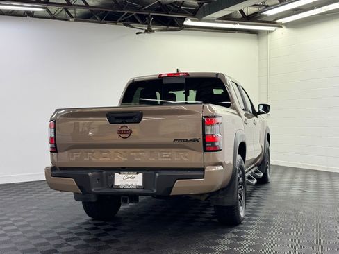 Used 2023 Nissan Frontier PRO-4X w/ Tow Package image 2