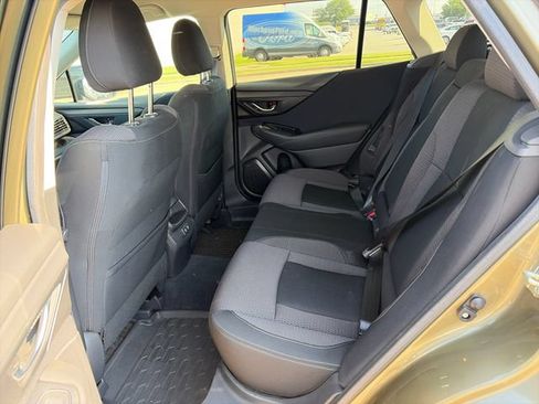 Used 2020 Subaru Outback Premium AWD/4WD image 19