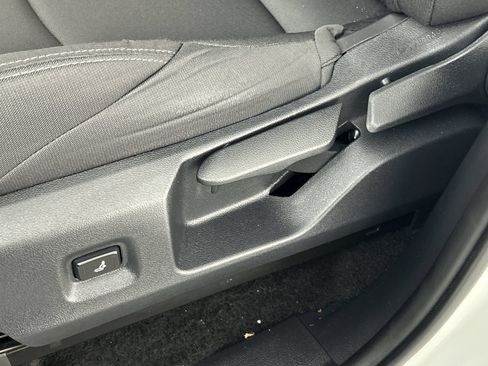 Used 2025 Toyota Tacoma SR RWD image 19